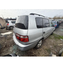 Compresseur clim KIA CARENS 2 Photo n°16