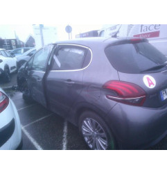 Pare choc arriere PEUGEOT 208 1 Photo n°5