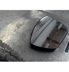 Glace retroviseur gauche PEUGEOT 208 1