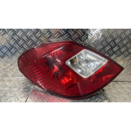 Feu arriere principal gauche (feux) OPEL CORSA D