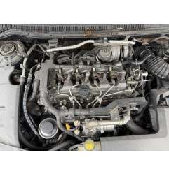 Malle/Hayon arriere TOYOTA AVENSIS 2 Photo n°12