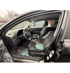 Malle/Hayon arriere TOYOTA AVENSIS 2 Photo n°15