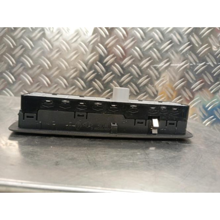 Leve vitre electrique avant gauche RENAULT LAGUNA 3 Photo n°1