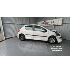 Feu arriere stop central PEUGEOT 207 Photo n°6