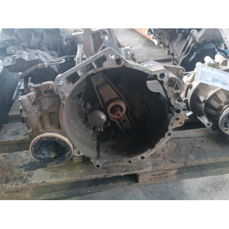 Boite de vitesses VOLKSWAGEN GOLF 4 Photo n°1