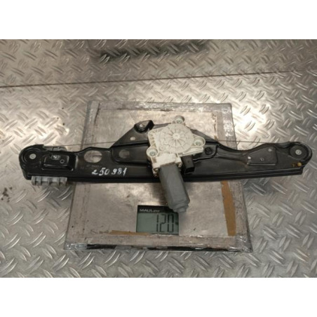 Moteur leve vitre arriere gauche MERCEDES CLASSE E 211 Photo n°1