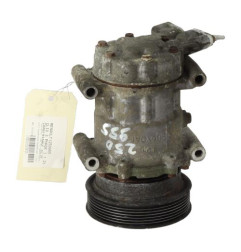 Compresseur clim RENAULT CLIO 3 Photo n°4