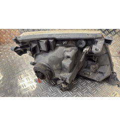 Optique avant principal gauche (feux)(phare) TOYOTA HI-ACE 2 Photo n°3