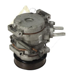 Compresseur clim TOYOTA HI-ACE 2 Photo n°4