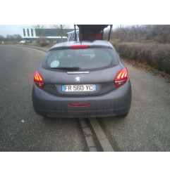 Ecran GPS PEUGEOT 208 1 Photo n°9