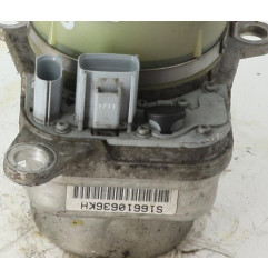 Pompe de direction VOLVO C 70 2 Photo n°6