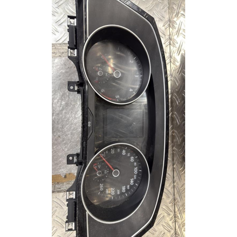 Compteur VOLKSWAGEN PASSAT 7