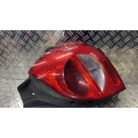 Feu arriere principal droit (feux) RENAULT CLIO 3