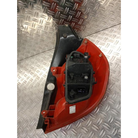 Feu arriere principal gauche (feux) RENAULT CLIO 3