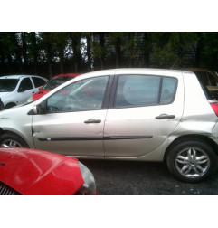 Feu arriere principal gauche (feux) RENAULT CLIO 3 Photo n°5