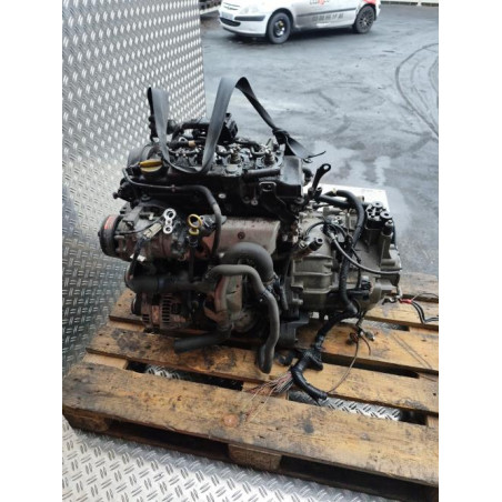 Moteur OPEL MERIVA A Photo n°1