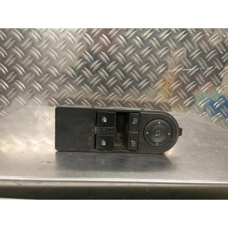 Interrupteur de leve vitre avant gauche OPEL ASTRA H Photo n°1