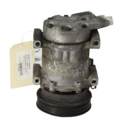 Compresseur clim RENAULT CLIO 2 Photo n°4