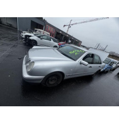 Demarreur MERCEDES CLASSE E 210 Photo n°7