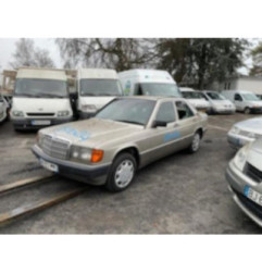 Anti brouillard droit (feux) MERCEDES 190 W201 Photo n°7