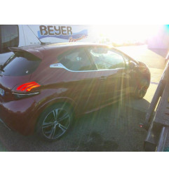 Interieur complet PEUGEOT 208 1 Photo n°10