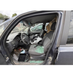 Feu arriere secondaire droit (feux) OPEL MERIVA A Photo n°11