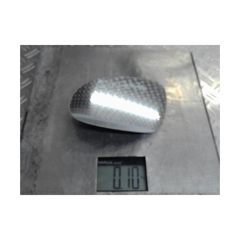 Glace retroviseur gauche VOLKSWAGEN PASSAT 5