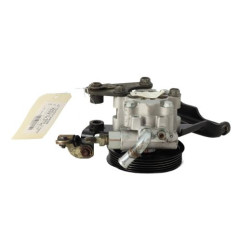 Pompe de direction TOYOTA COROLLA VERSO 2 Photo n°1