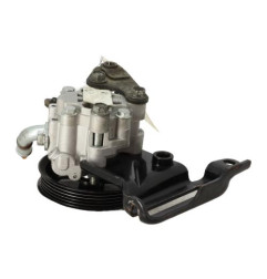 Pompe de direction TOYOTA COROLLA VERSO 2 Photo n°3