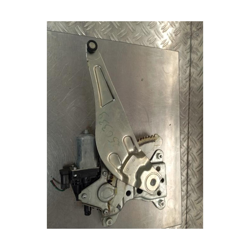 Moteur leve vitre arriere droit SUZUKI SWIFT 3