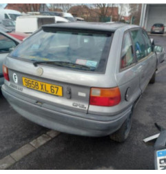 Optique avant secondaire gauche (feux)(clignotant) OPEL ASTRA F Photo n°8