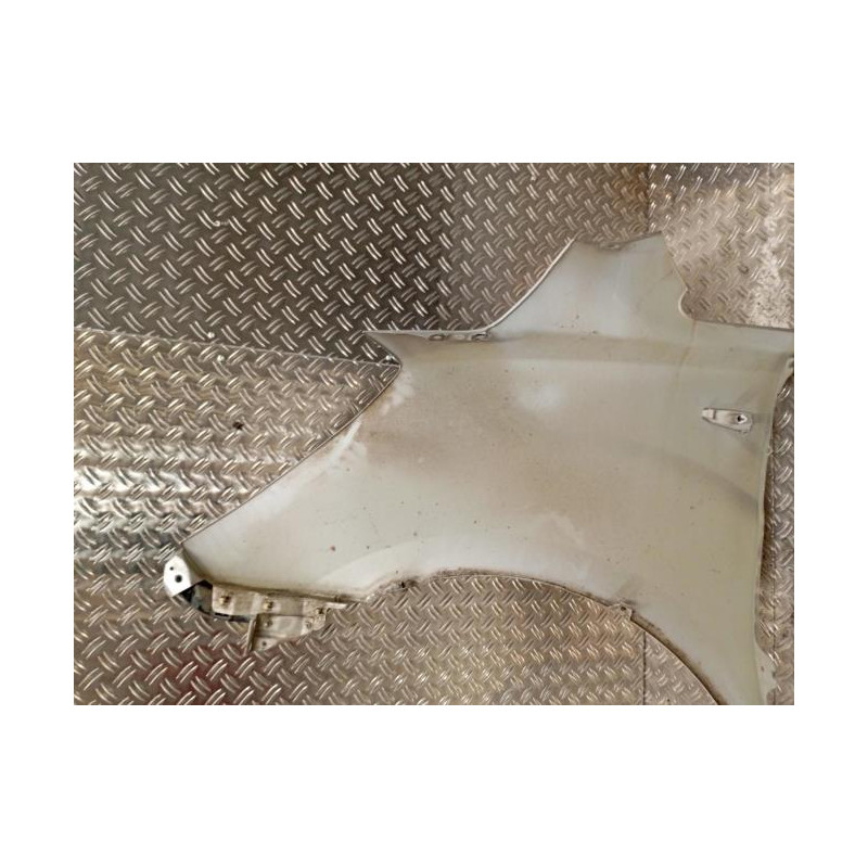 Aile avant droit HYUNDAI H1 2 STAREX