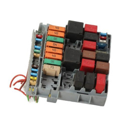 Boitier servitude moteur (BSM) IVECO DAILY 6 Photo n°1