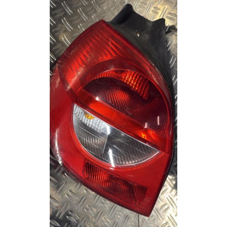 Feu arriere principal gauche (feux) RENAULT CLIO 3 Photo n°4