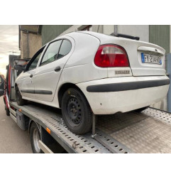 Pompe de direction RENAULT MEGANE 1 Photo n°7