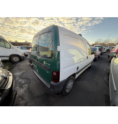Calandre PEUGEOT PARTNER 1 Photo n°14
