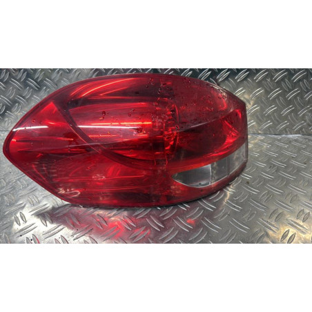Feu arriere principal gauche (feux) RENAULT CLIO 3 Photo n°1