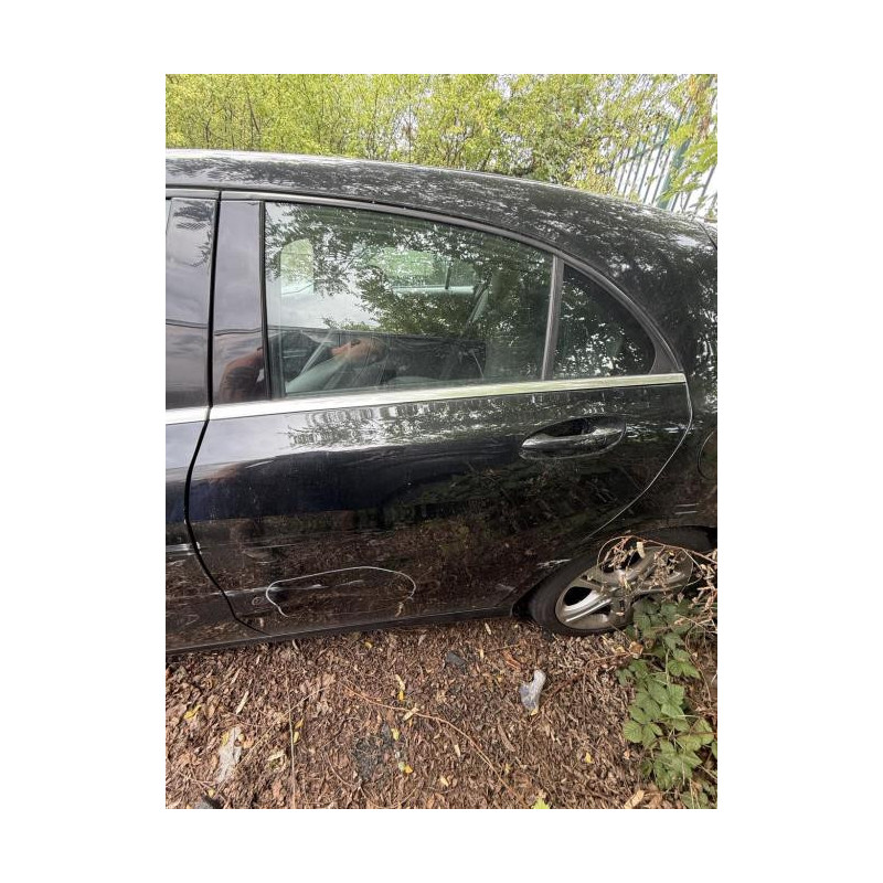 Porte arriere gauche MERCEDES CLASSE A 176