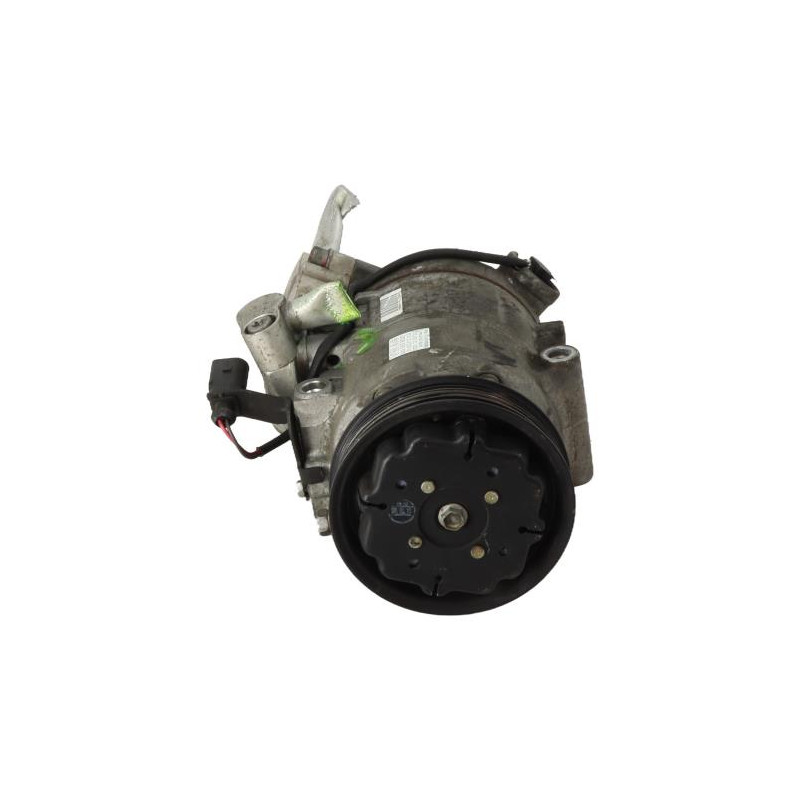 Compresseur clim VOLKSWAGEN POLO 4