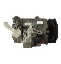 Compresseur clim VOLKSWAGEN POLO 4 Photo n°4