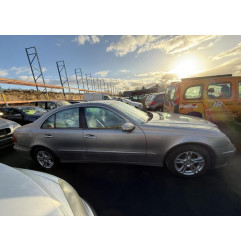 Capot MERCEDES CLASSE E 211 Photo n°10