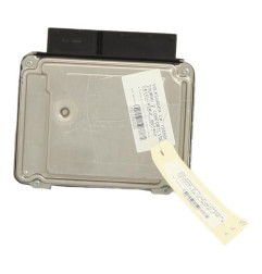 Calculateur moteur VOLKSWAGEN TOURAN 2 Photo n°6