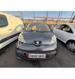 Feu arriere principal gauche (feux) PEUGEOT 107 Photo n°9