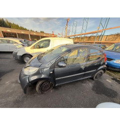 Feu arriere principal gauche (feux) PEUGEOT 107 Photo n°12