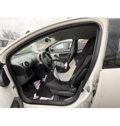 Ecran GPS TOYOTA AYGO 1 Photo n°17