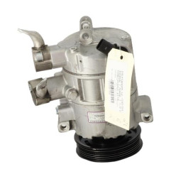 Compresseur clim VOLKSWAGEN TOURAN 1 Photo n°4