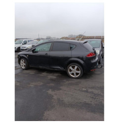 Poignee porte avant droit SEAT LEON 2 Photo n°1