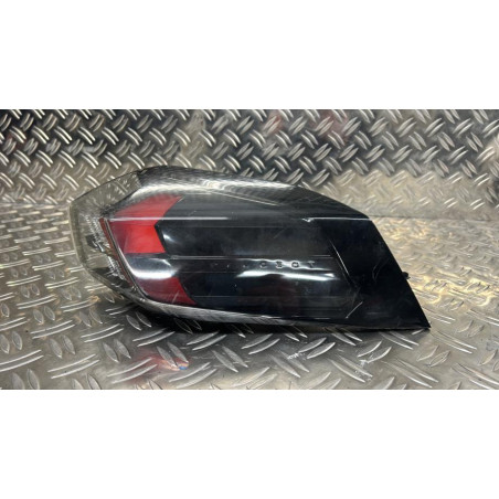 Feu arriere principal droit (feux) PEUGEOT 2008 2 Photo n°1