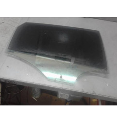 Vitre arriere droit VOLKSWAGEN POLO 5 Photo n°1