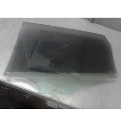 Vitre arriere droit VOLKSWAGEN POLO 5 Photo n°3